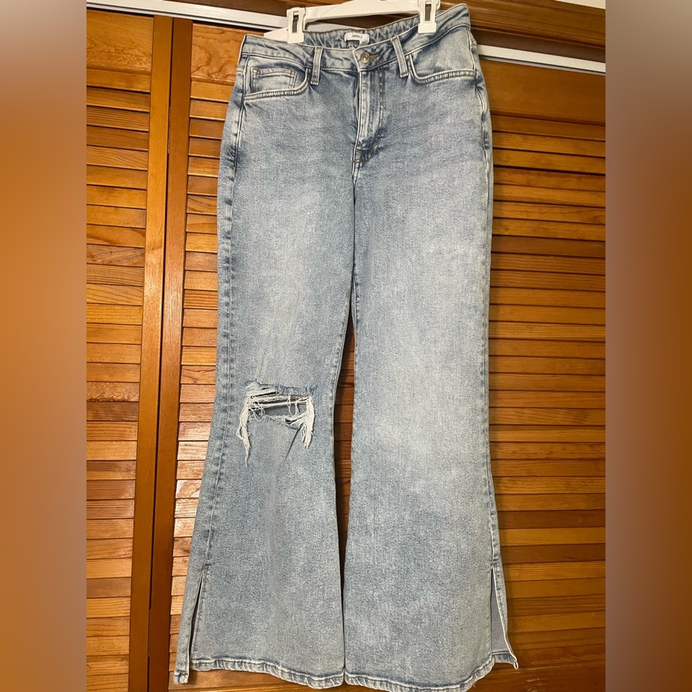 Forever 21 flare 90’s style jeans with tags